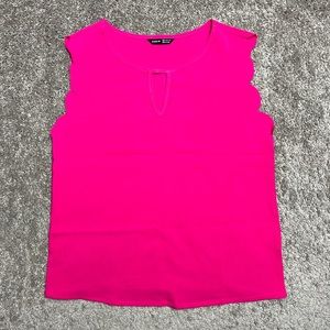 SHEIN Keyhole Scallop Sleeve Blouse